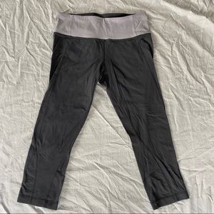 Lululemon Athletica Cropped Yogas